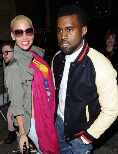 Kanye S Girlfriend Still On His Arm At Fashion Week But Her